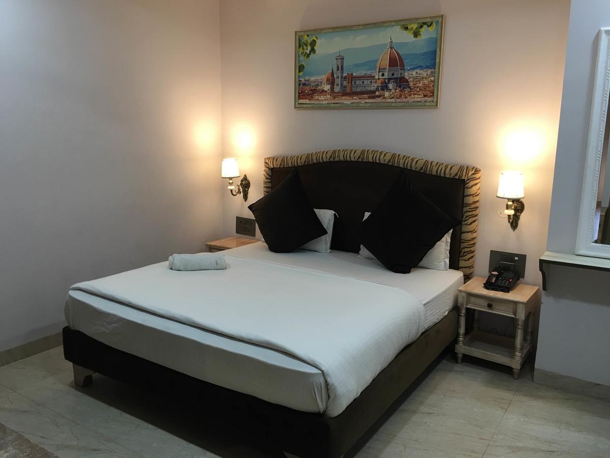 Hotel Posh Chandīgarh Zewnętrze zdjęcie