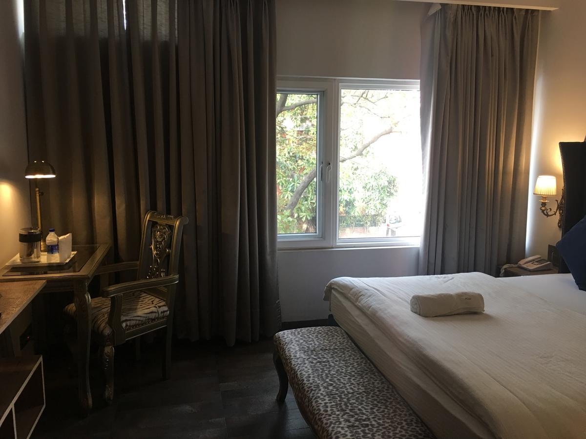 Hotel Posh Chandīgarh Zewnętrze zdjęcie